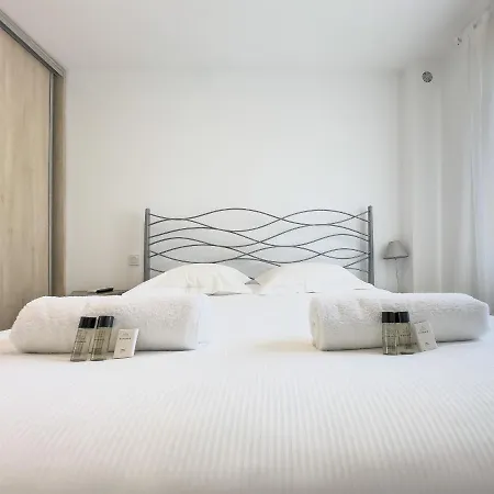 Apartment Le Maubourg By Winsome Destination